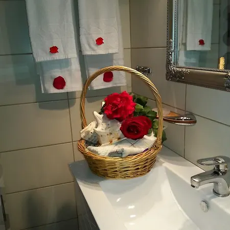 Apartment Rodon Tsoukaladhes